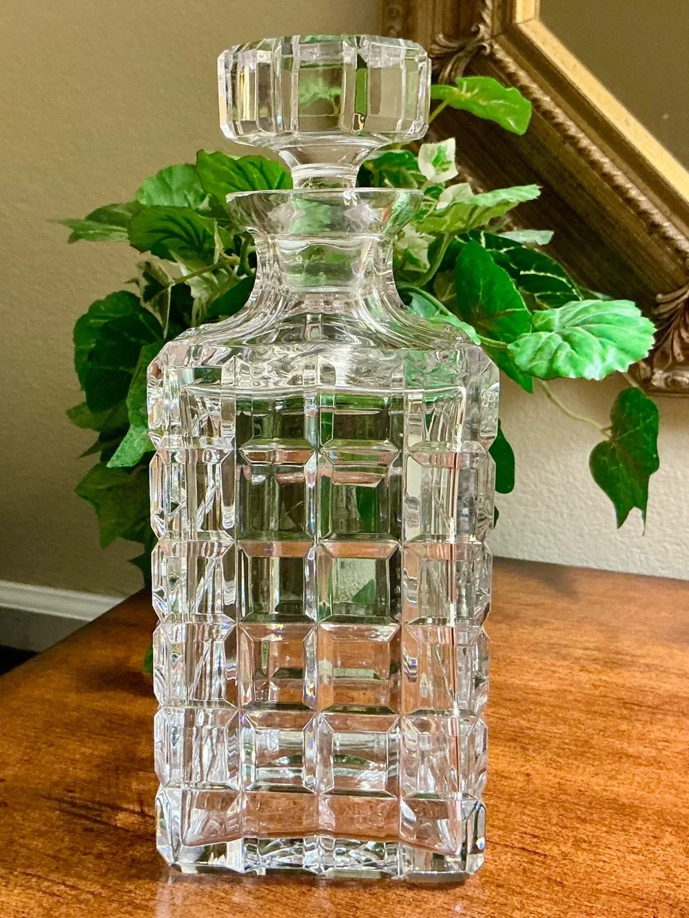 Atlantis Helsinki Crystal Whiskey Decanter